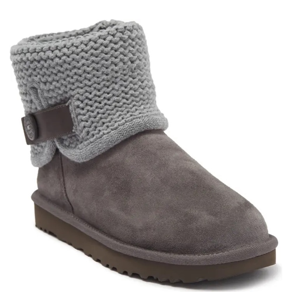 BRAND NEW! UGG Shaina Boots!